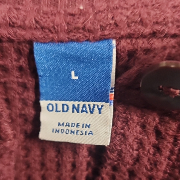 Large Old Navy Women's Burgundy Waffle Knit Top - Picture 5 of 5